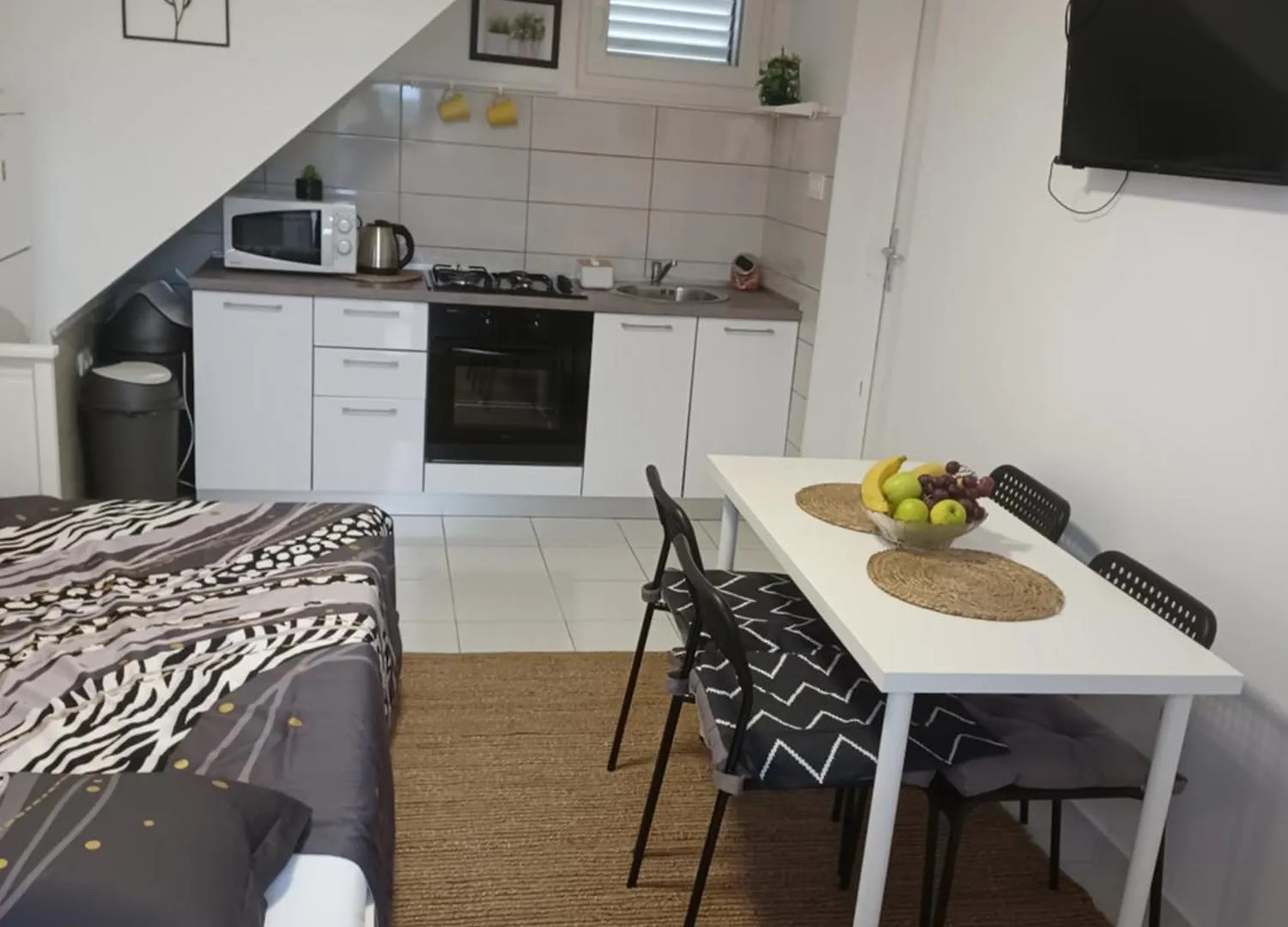 Apartmani Ana - Meka Draga Obrovac