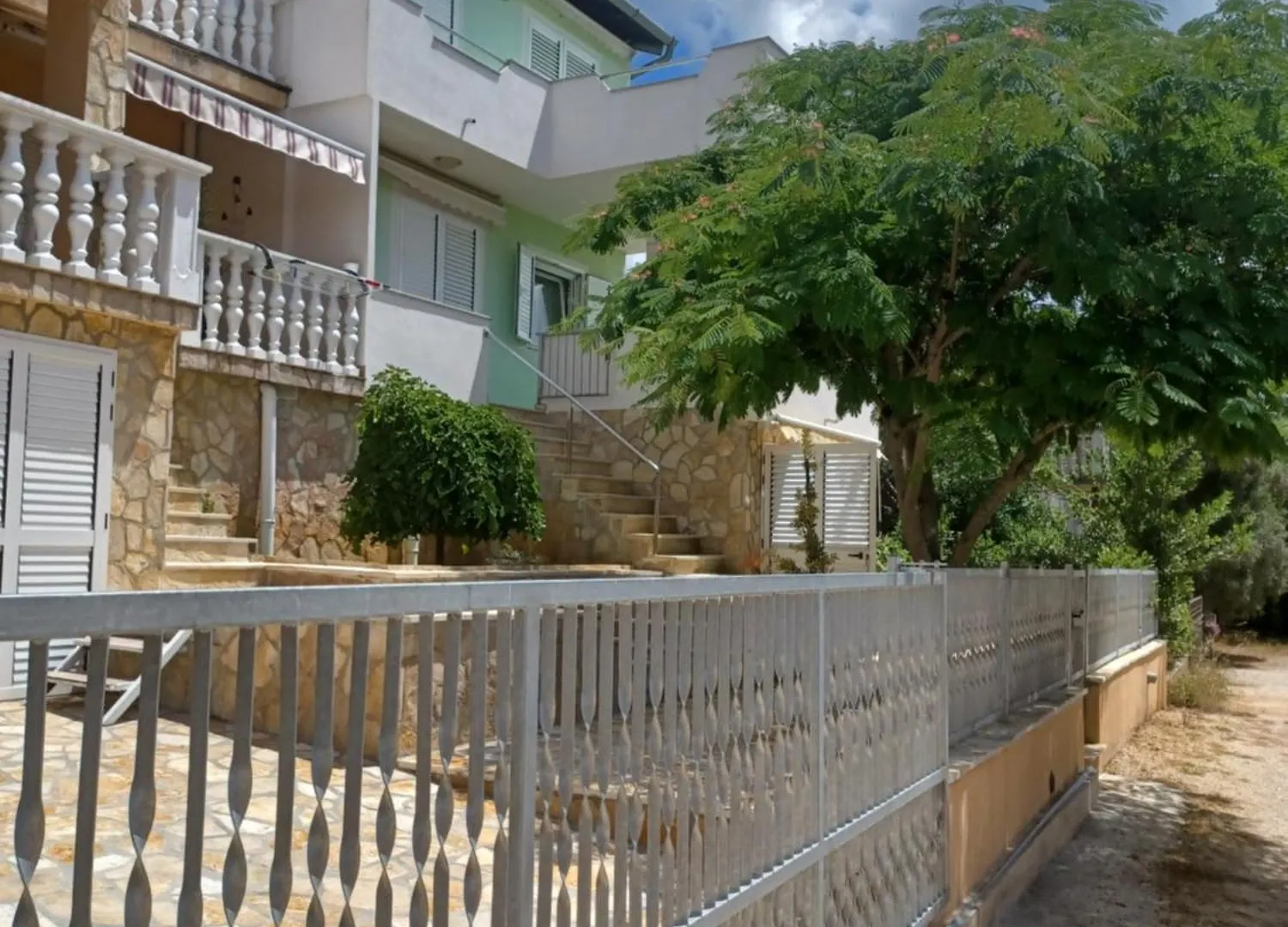 Apartmani Ana - Meka Draga Obrovac