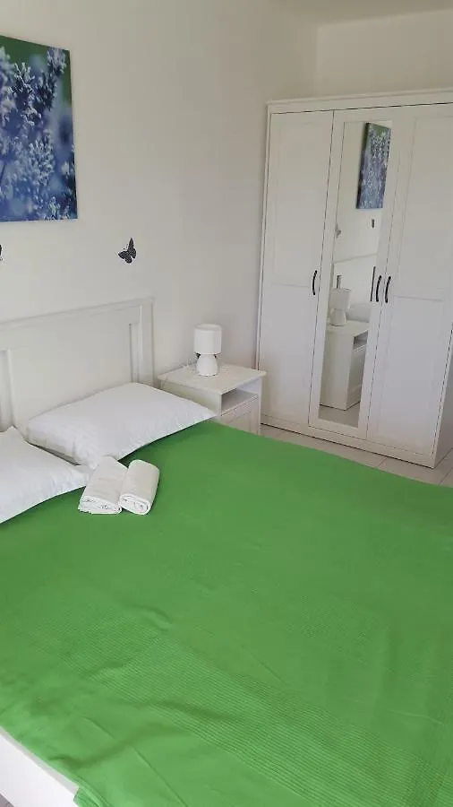 Apartment Apartmani Ana - Meka Draga Obrovac