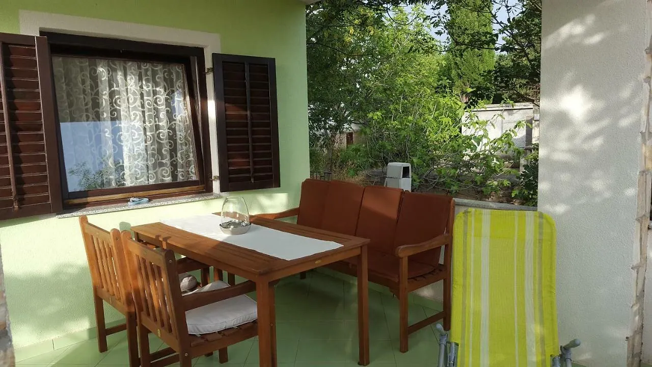 Apartment Apartmani Ana - Meka Draga Obrovac Croatia